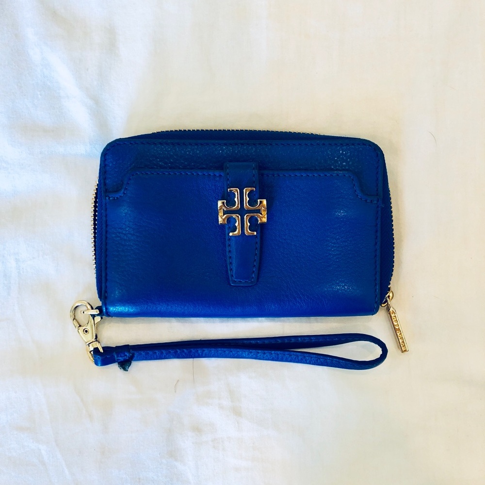 Authentic Tory Burch wristlet